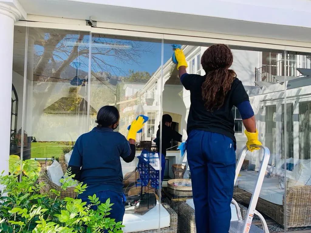 Glow Cleaning Service